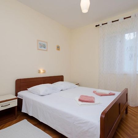 Rooms Mihaela Rab Town Exterior foto